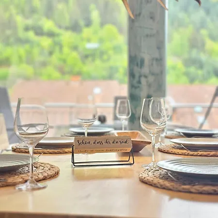 Black Forest I Sauna Auf Dem Balkon I Boxspring I Nespresso I Ausblick I Wasserfaelle Im Ort アパート トートナウ