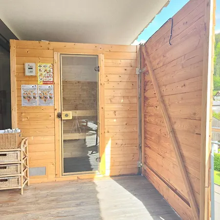 アパート Black Forest I Sauna Auf Dem Balkon I Boxspring I Ausblick I Wasserfaelle, Haengebruecke & Rodelbahn Im Ort I Garage Im Haus トートナウ